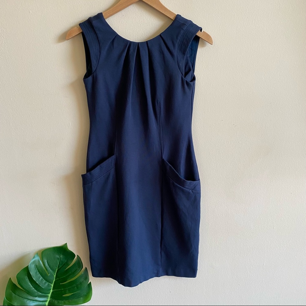 BCBGMAXAZRIA Navy Sheath Dress with Pockets Ruched Neck Women's Size 6